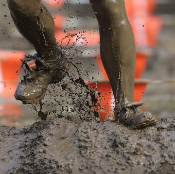 merrell down dirty obstacle race in new york